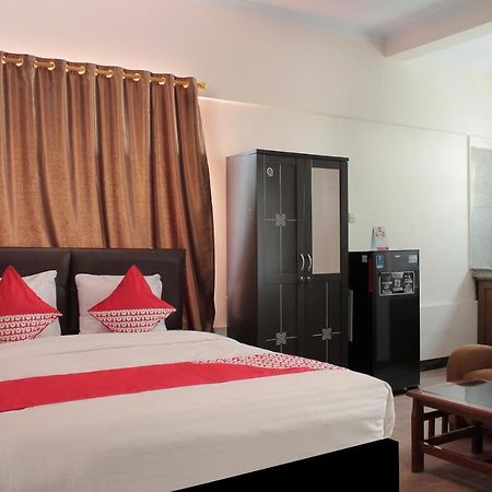 Hotel Oyo 222 M@Jayakarta Exterior foto