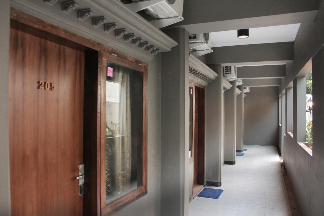 Hotel Oyo 222 M@Jayakarta Exterior foto