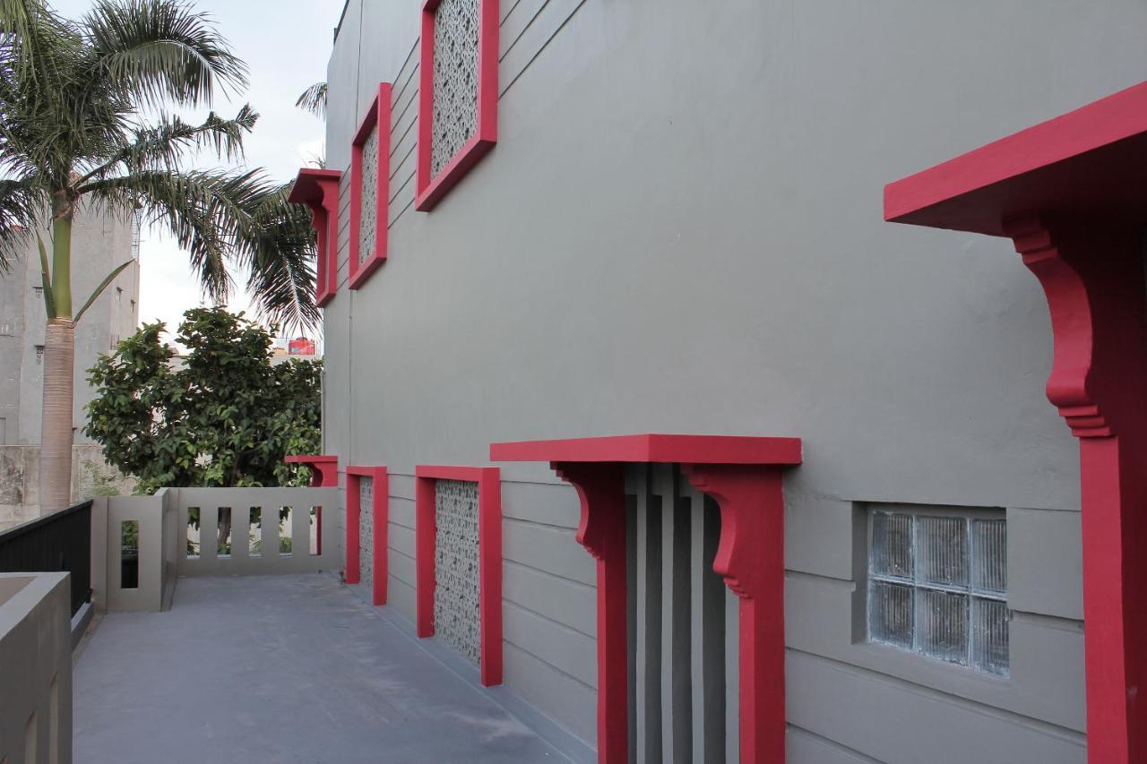 Hotel Oyo 222 M@Jayakarta Exterior foto