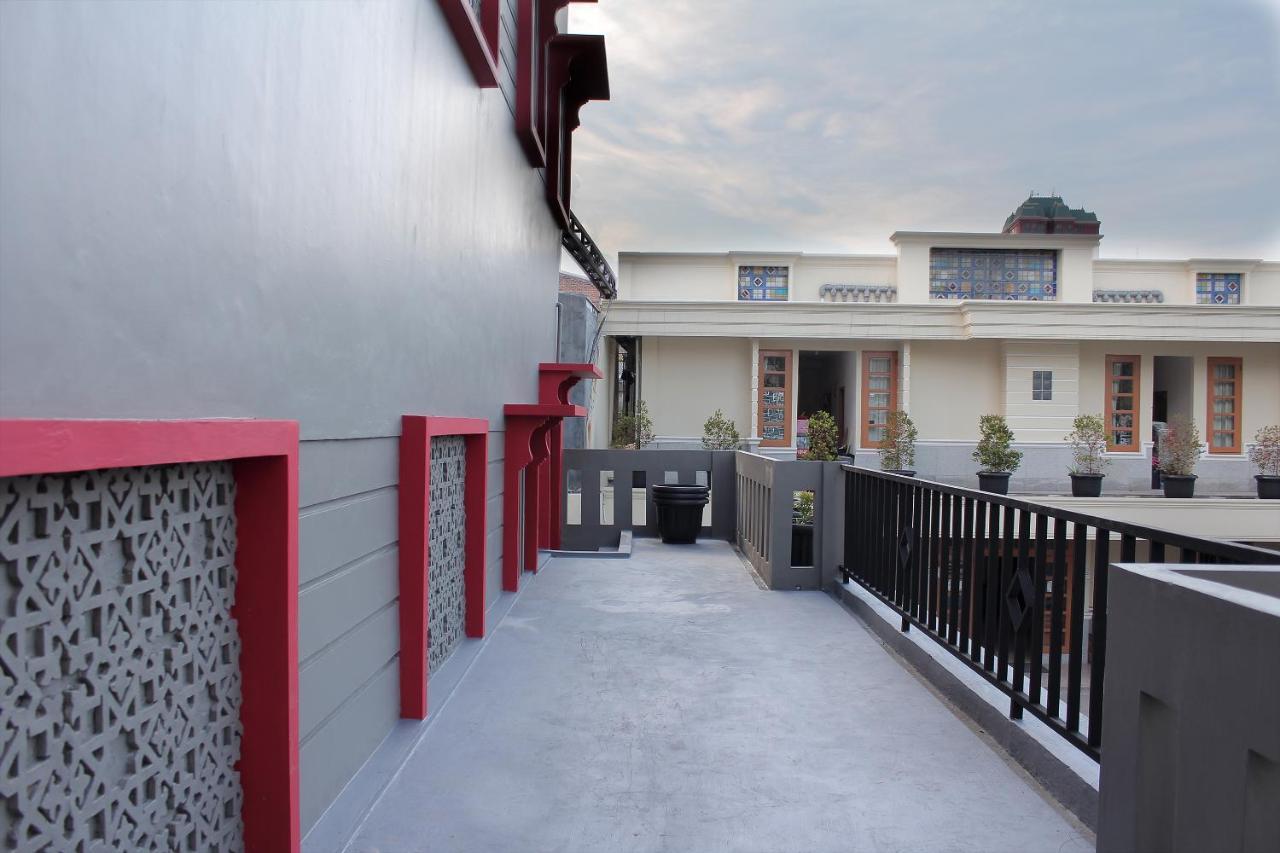 Hotel Oyo 222 M@Jayakarta Exterior foto