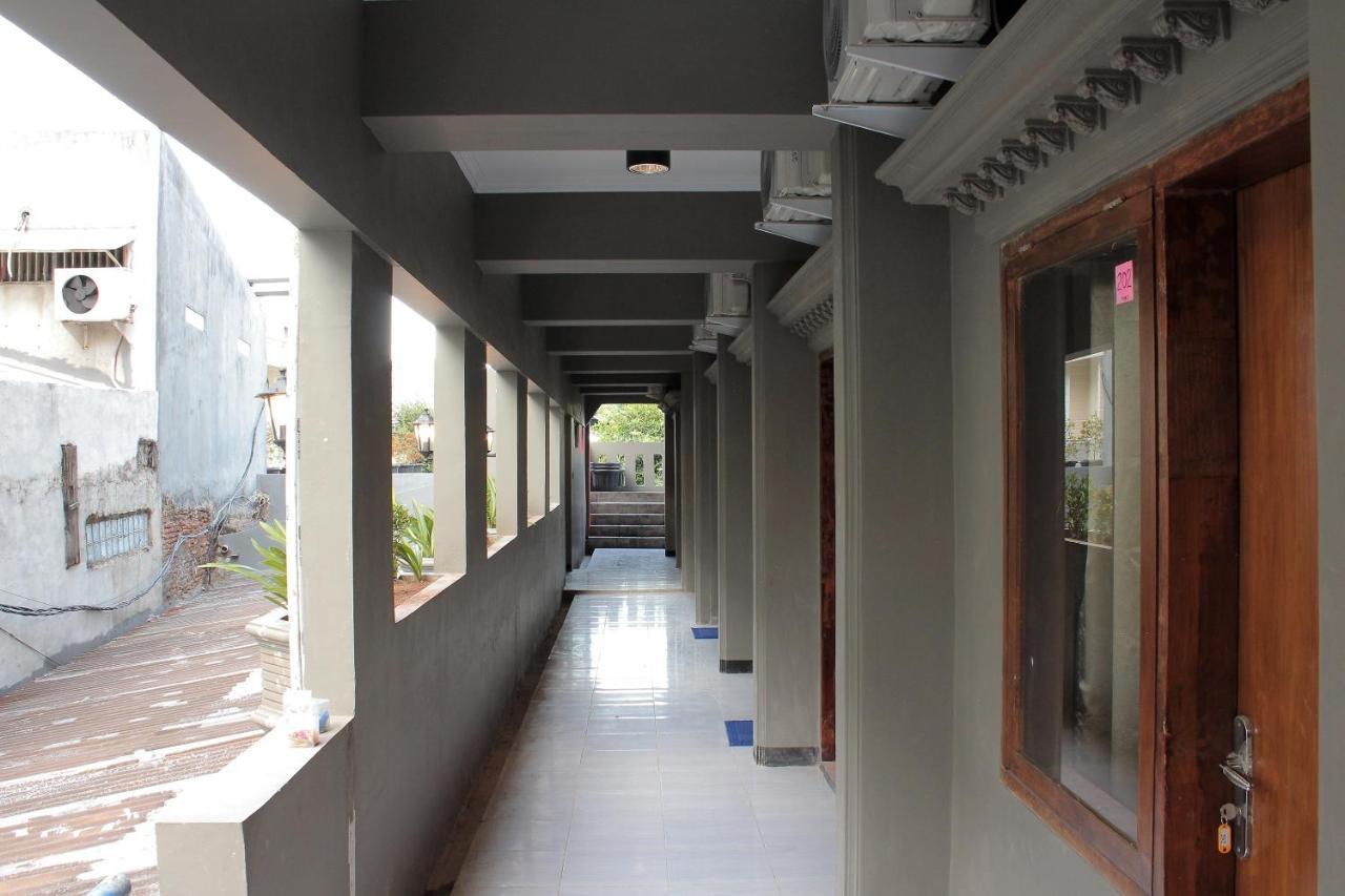Hotel Oyo 222 M@Jayakarta Exterior foto